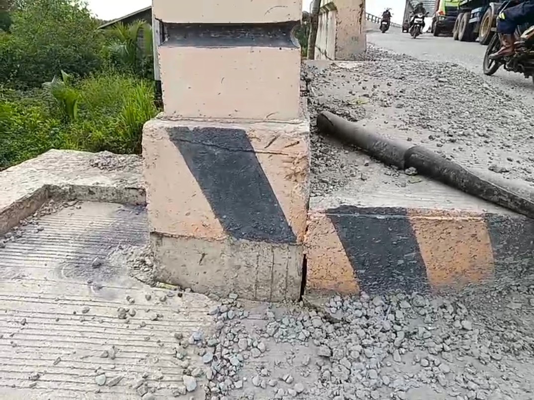 Usai Diresmikan, Kondisi Jembatan Sungai Mesjid Dumai Kembali Jadi Perhatian Warga